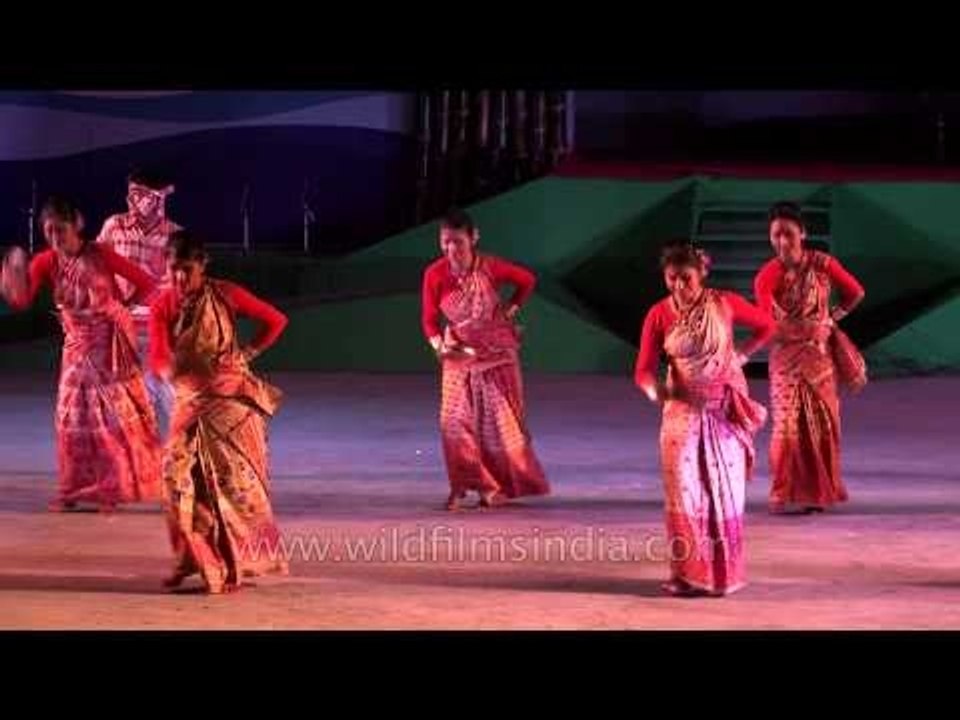 Bihu dance by the Assamese