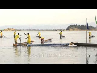 Ready to paddle! Boat Race Competition