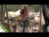 Collecting trash for survival : Delhi rag pickers