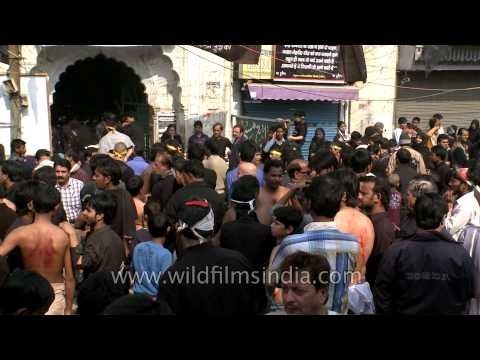 Procession carried out by Shia muslims outside Shia Jama Masjid