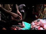 Kolkata Fish Market: Easiest Way to Cut a Fish