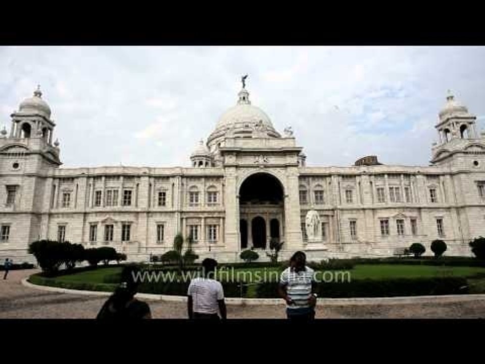 The Victoria Memorial : memorial to Queen Victoria of England
