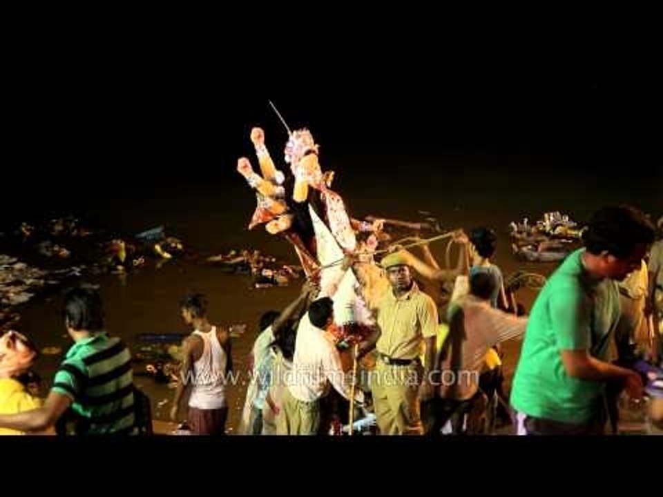 Durga maai ki jai: Kolkata Durga puja