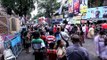 Crowd pandal hopping in Durga puja: Kolkata