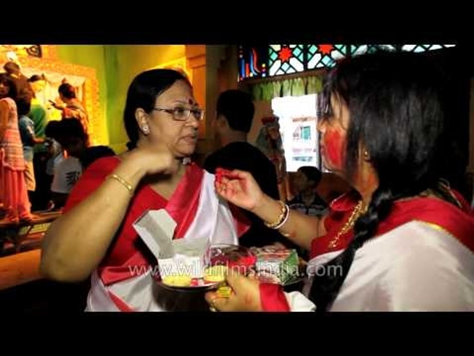 Colour me red : Kolkata Durga puja