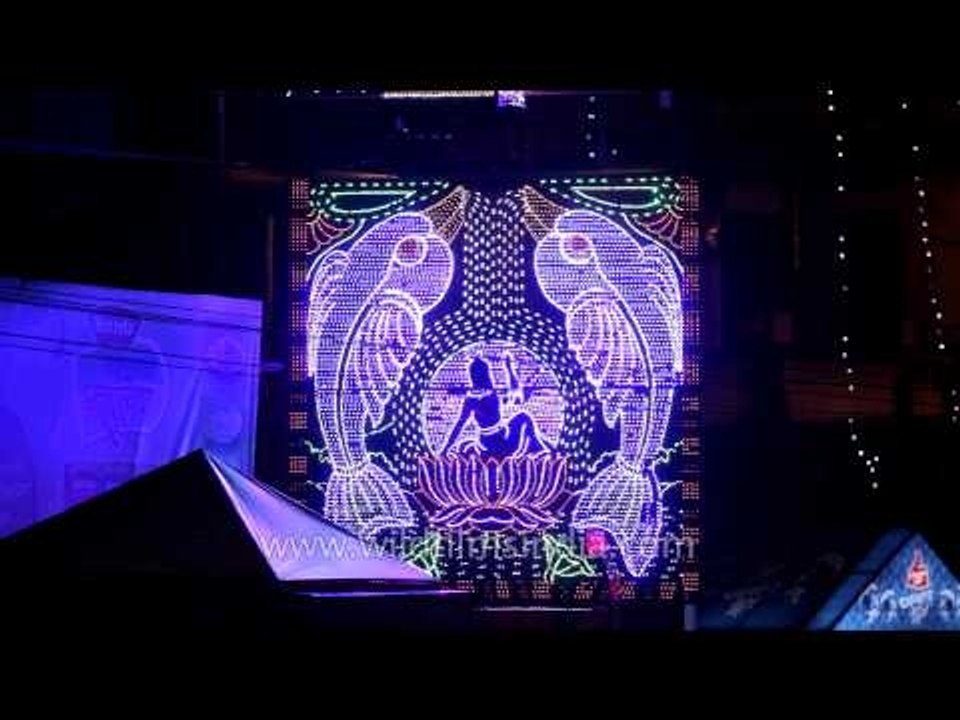 Crowd pulling Light shows: Kolkata Durga Carnival