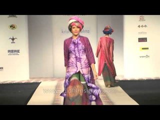 Models walk with the collection of Krishna Mehta