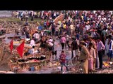 Celebrations at the dirty Yamuna bank: Durga Visarjan in Delhi