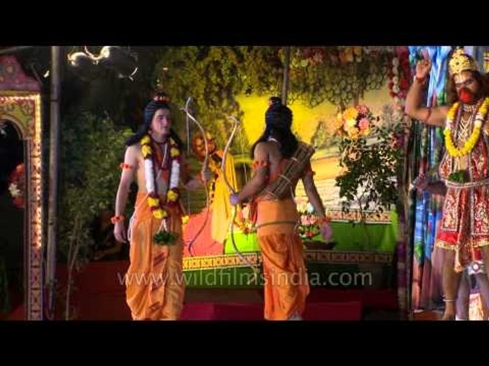 Lakshman goes to battle field after taking Lord Rama's blessings