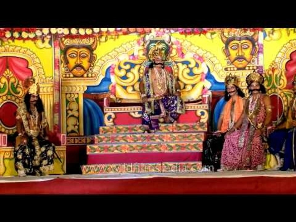 The king of demons at his throne: Ramlila in Delhi