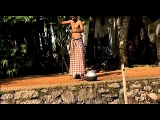 Man catches fish before your eyes! Kerala backwaters
