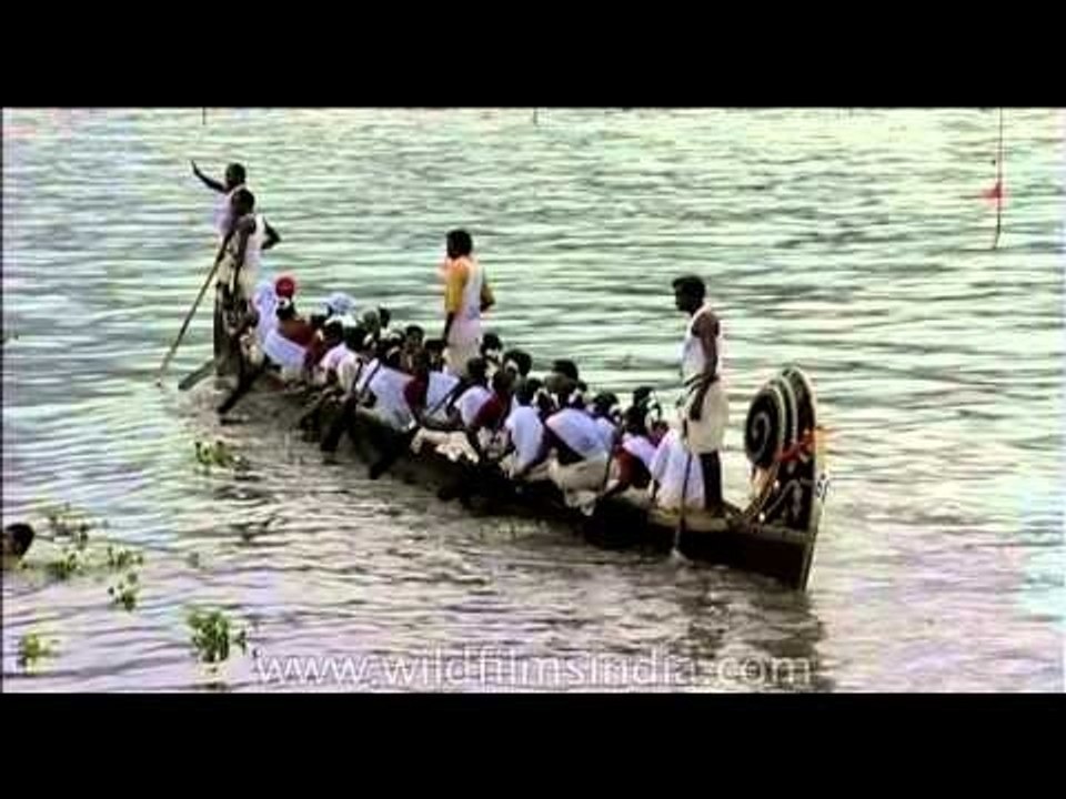 Racing along the backwaters of Kerala - Weman's Team at Nehru Trophy Boat Race
