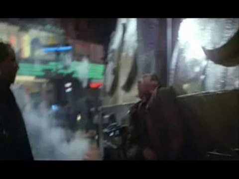 Bıçak Sırtı - Fragman