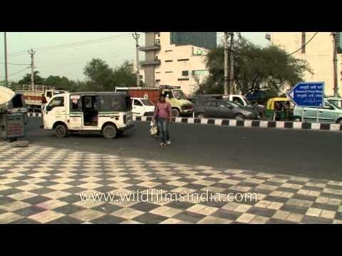 Entry to Rithala metro station