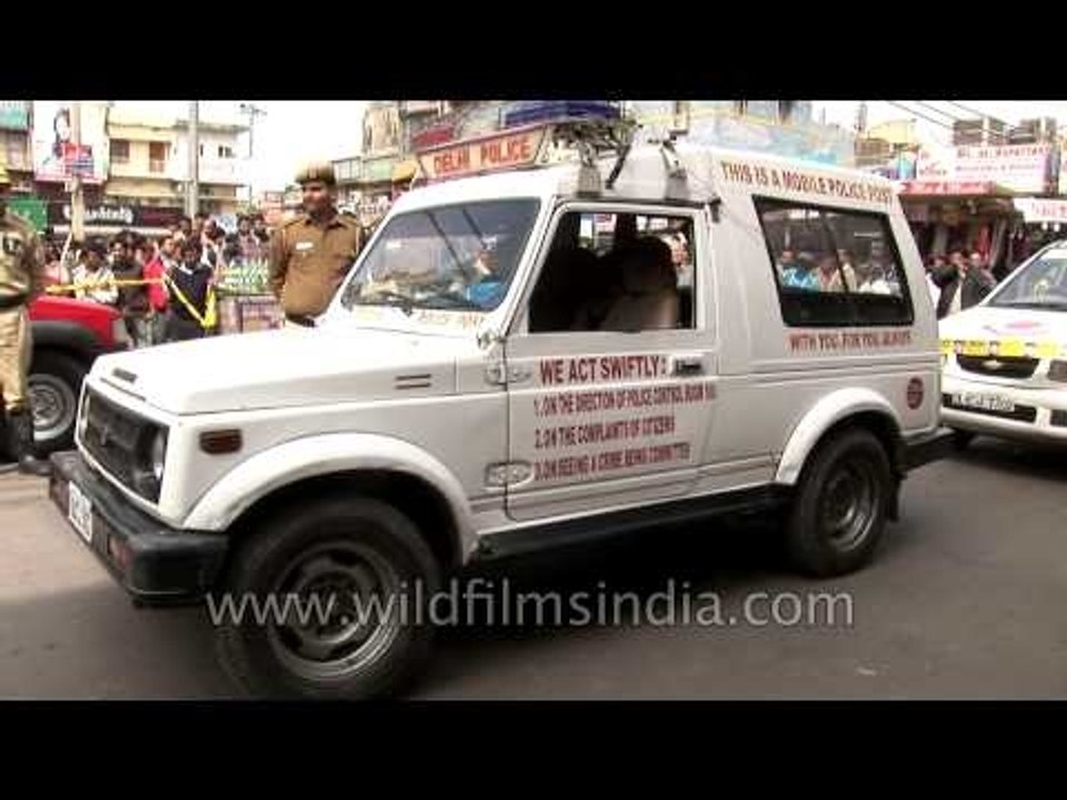 Delhi Police and Fire fighters to rescue as fire broke out at a saree shop in Central Market