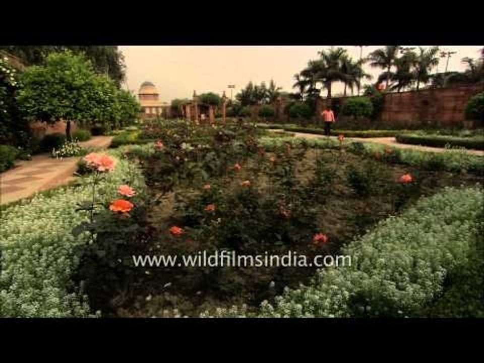 Huge stone structured Mughal garden with its fountain and flowers in Delhi