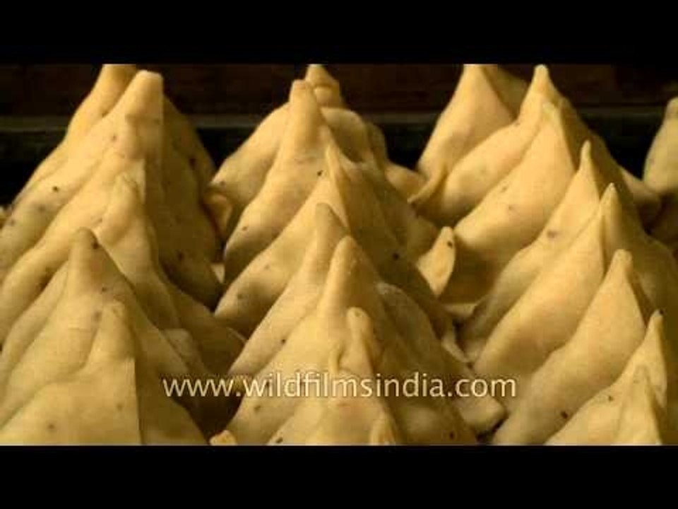 Samosas ready to be fried