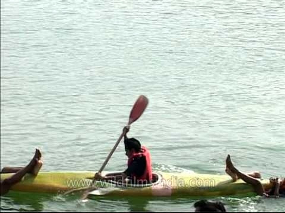 Canoeing techniques taught to the children