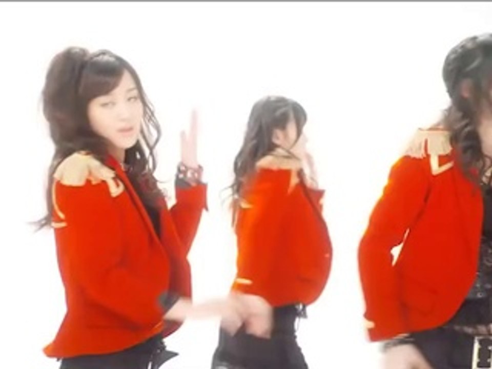 ℃-ute 『君は自転車 私は電車で帰宅』 (MV)