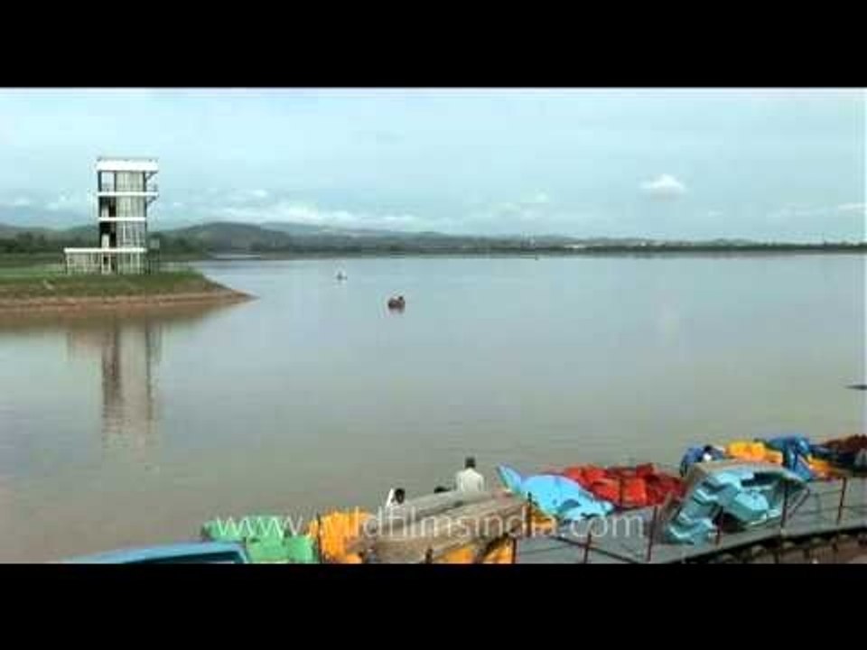 Sukhna Lake : An artificial lake at the foothills of the Himalayas