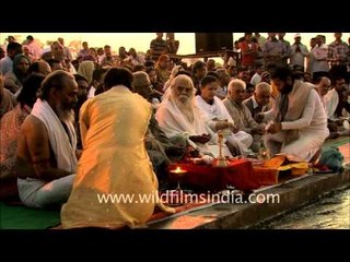 Holy crowd gathered for the largest religious meet: Maha Kumbh