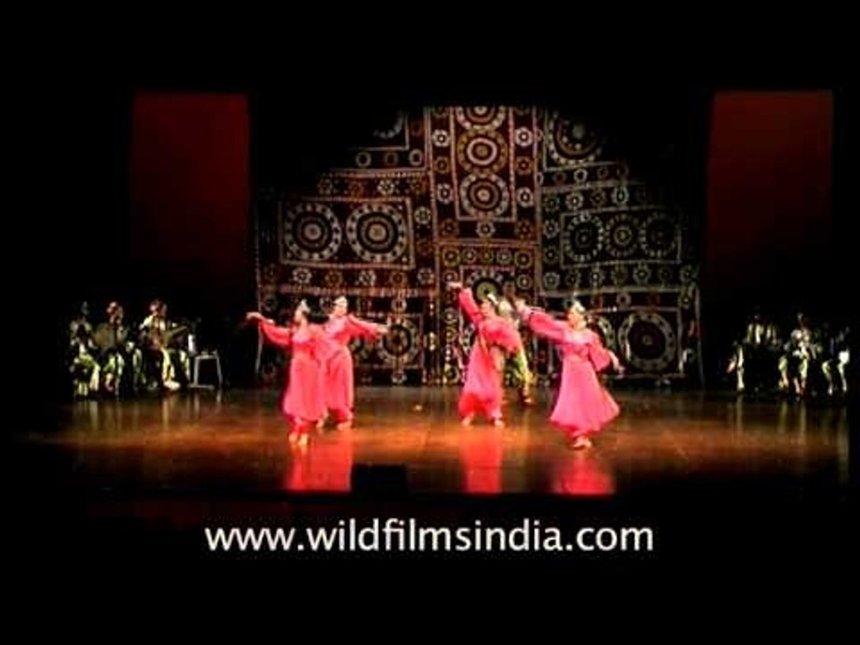 Dancing on the Tajik beats