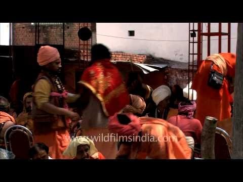 Maha Shivratri witnesses factional feud among 'akharas' of sadhus at varanasi