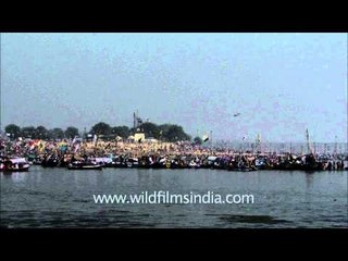 Thousands of Hindu devotees observe Mauni Amavasya at Sangam