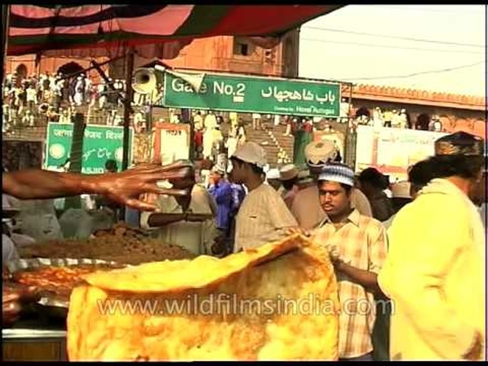 Halwa paranthas at Jama Masjid