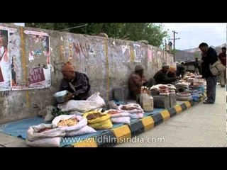 Street vendors of Ladakh