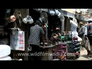 Tea time and handshakes at Ladakh market