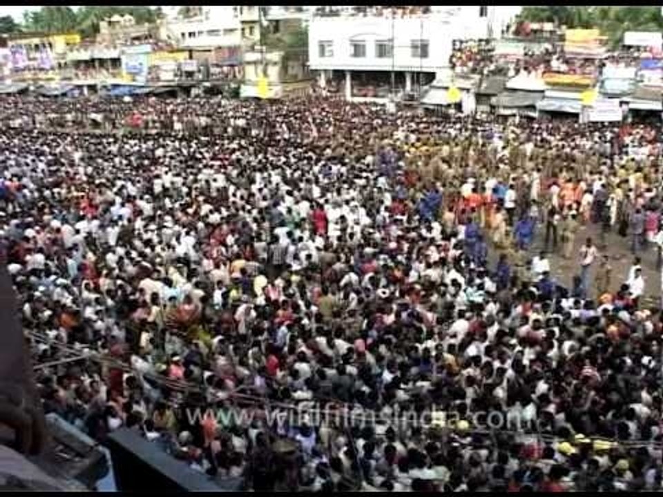 Jagannath Rath Yatra pulls in huge crowd