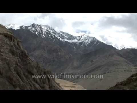 Wondrous mountains of Ladakh