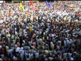 Croud of devotees chanting Lord Jagannath's name