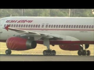 Sri Lankan plane makes a touch-down in India