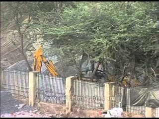 On going work at a building under construction at Safdarjung Hospital