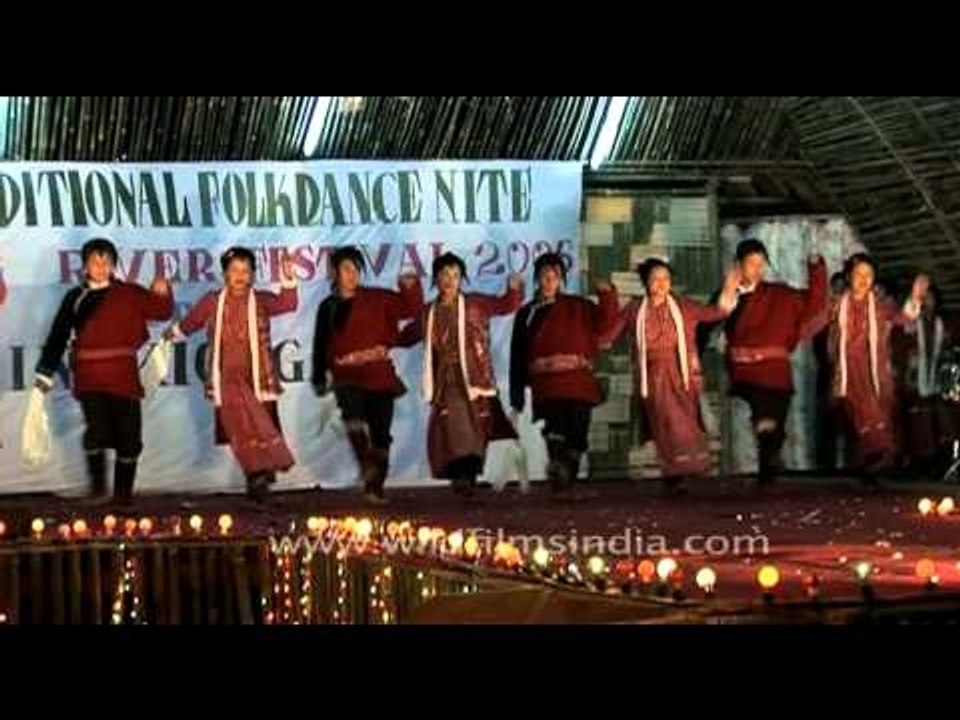 Arunachali dance at Siang River Festival