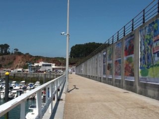 Candás: Exposición en el puerto de obras escultor y pintor Antón