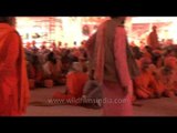 Navaratri Bhandara: Sadhus lining up for the devotional taste, Varanasi