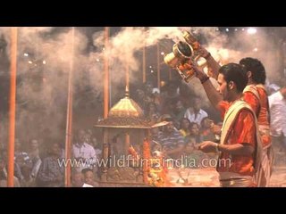 Aarti: The Hindu ceremony of Light