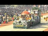 Tableau of Karnataka and Uttaranchal Indian states on Republic Day parade, Delhi