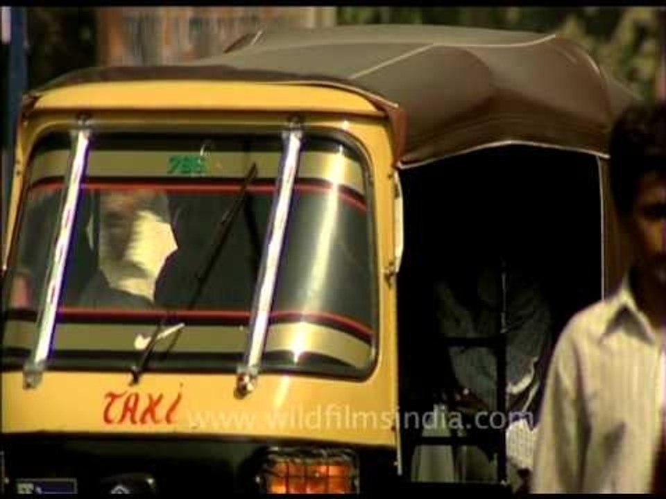 Three wheeler auto rickshaw in Agra