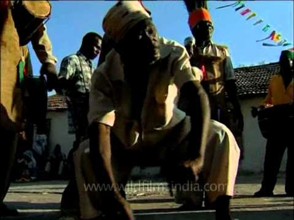 Siddhi tribe dances has an element of African moves!