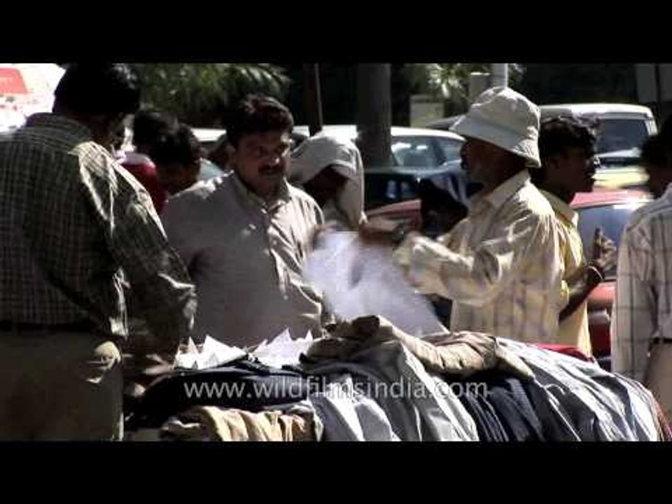 Ek Sho, Ek Sho, Ek Sho, Grab one for a hundred