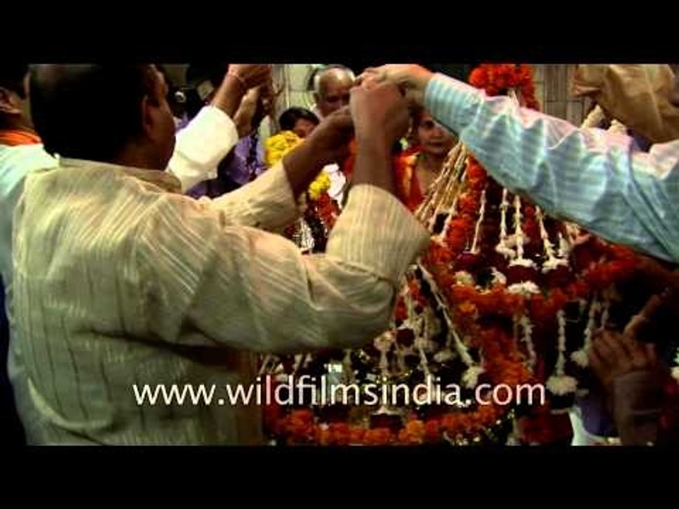 Flower filled decorations during Phoolwalon Ki sair