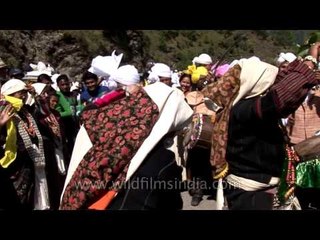 Rung community of Pithoragarh celebrating kangdali festival