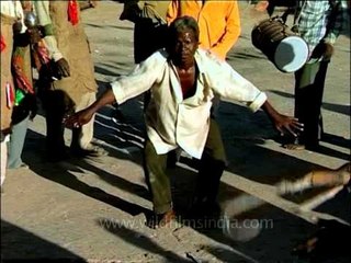 Siddhi tribes dance to pulsating drum beats & lively flutes!