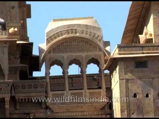 Jaisalmer is an amazing town with rich history and vibrant culture