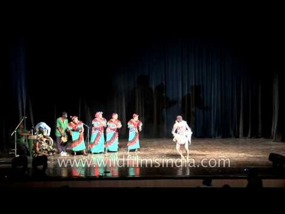 Folk dance performance by the "Aka Kwacha" national dance troupe from Malawi