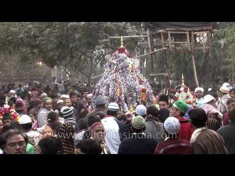 People performing rituals of Muharram